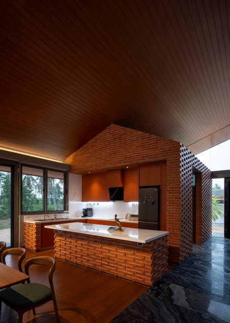 Mon Kluen House